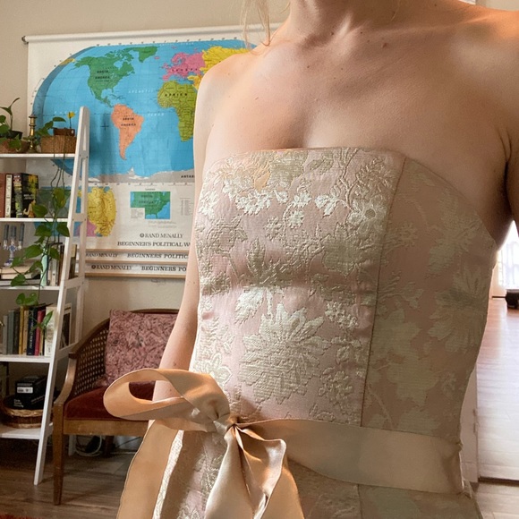 Strapless light pink and gold formal dress - Picture 4 of 7